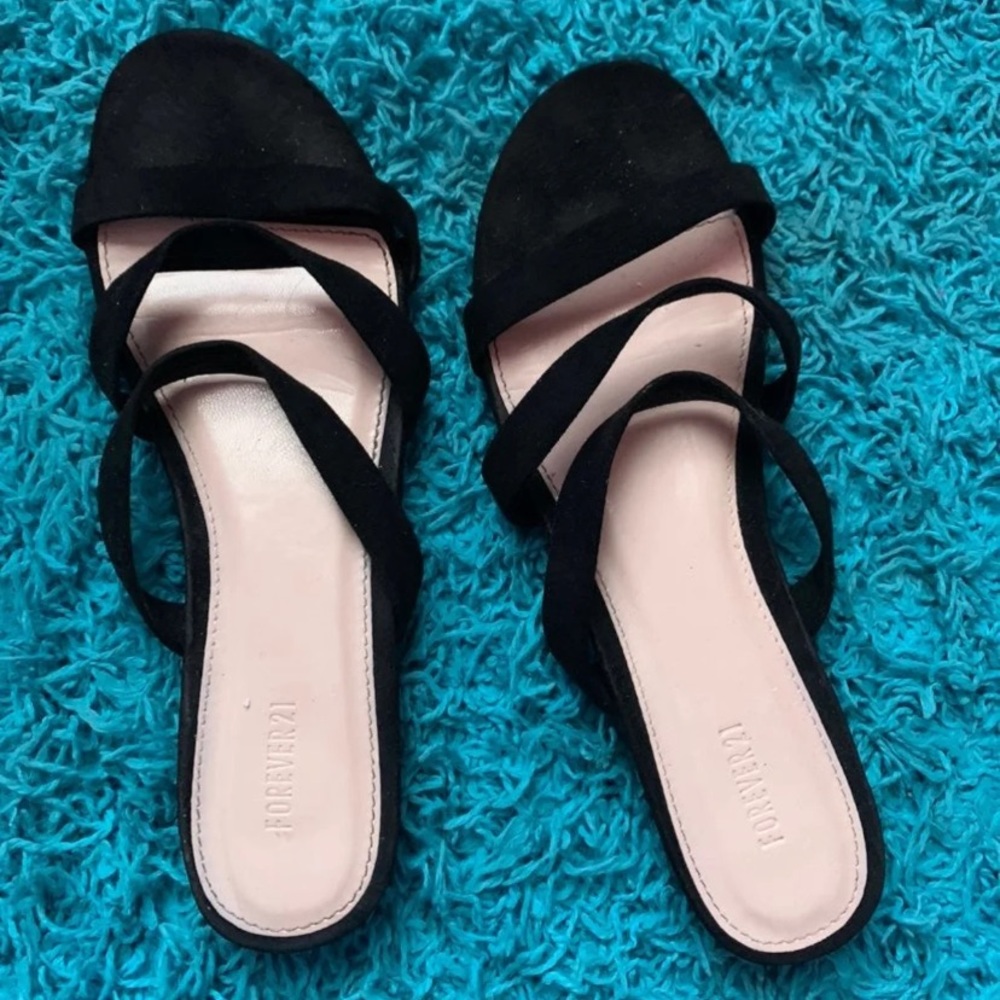 Forever 21 flats